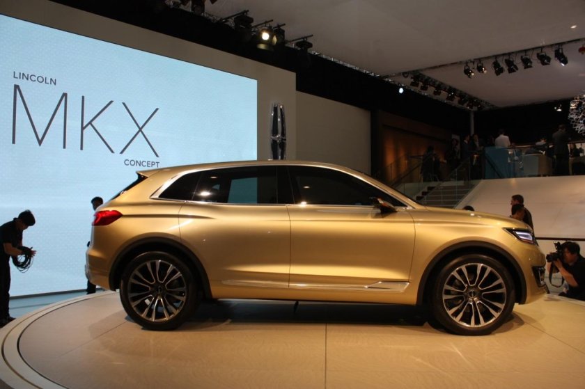 Новый Линкольн кроссовер
