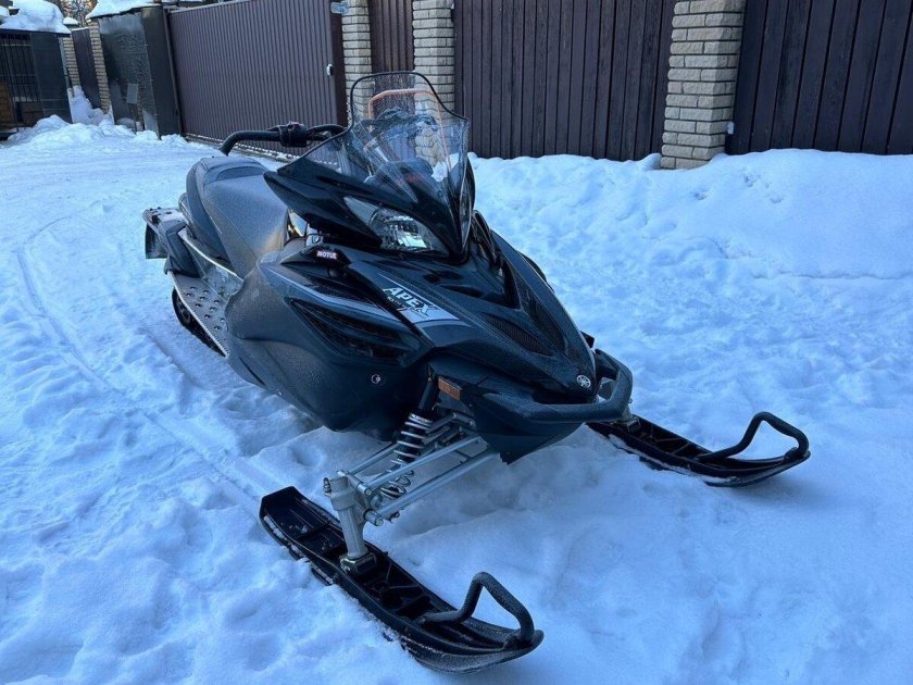 Снегоход ямаха вентура