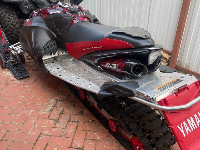 Ямаха нитро снегоход