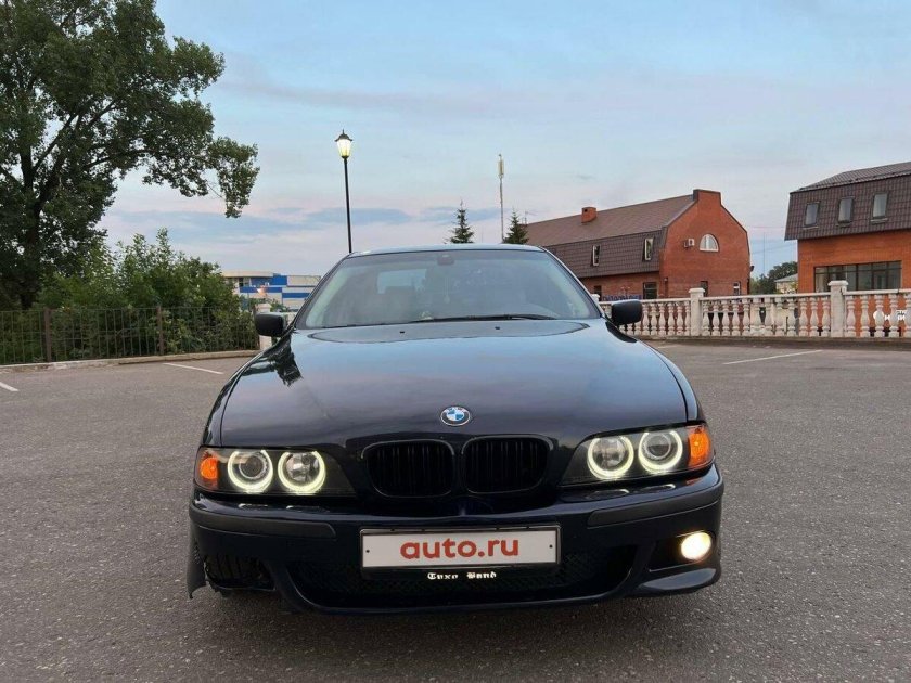 BMW e39 528