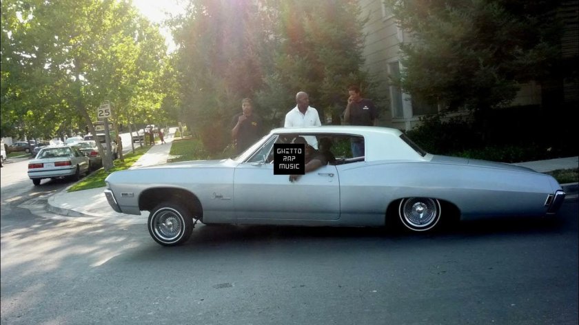 Chevrolet Impala лоурайдер