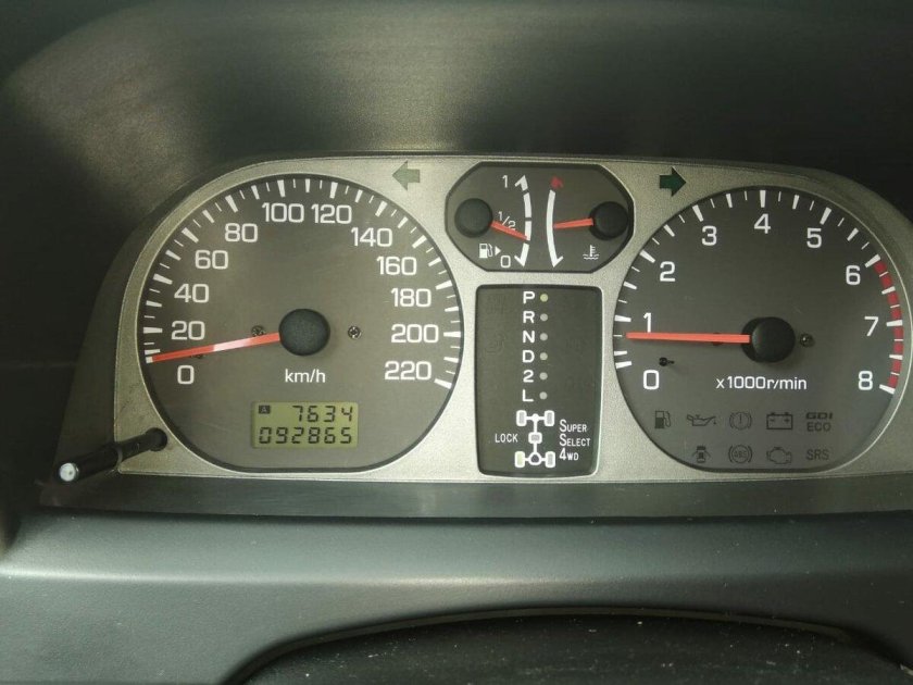 Mitsubishi pajero pinin 1998