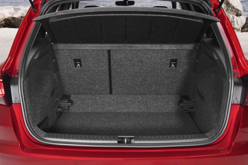 Seat Arona багажник