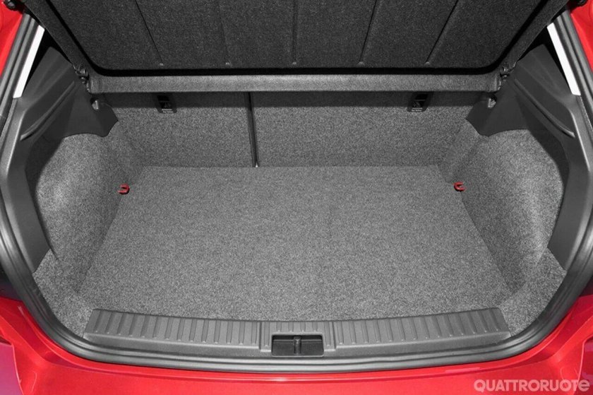 Seat Ibiza багажник