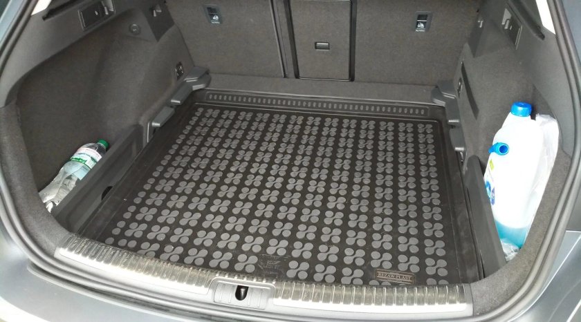 Seat Leon St 2017 коврик в багажник