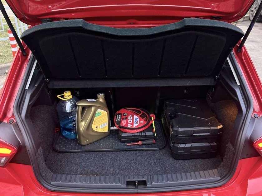 Skoda rapid 2021 багажник