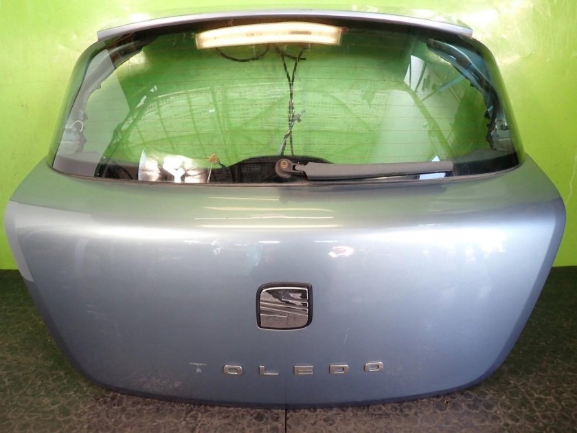 Сеат толедо 1 крышка багажника