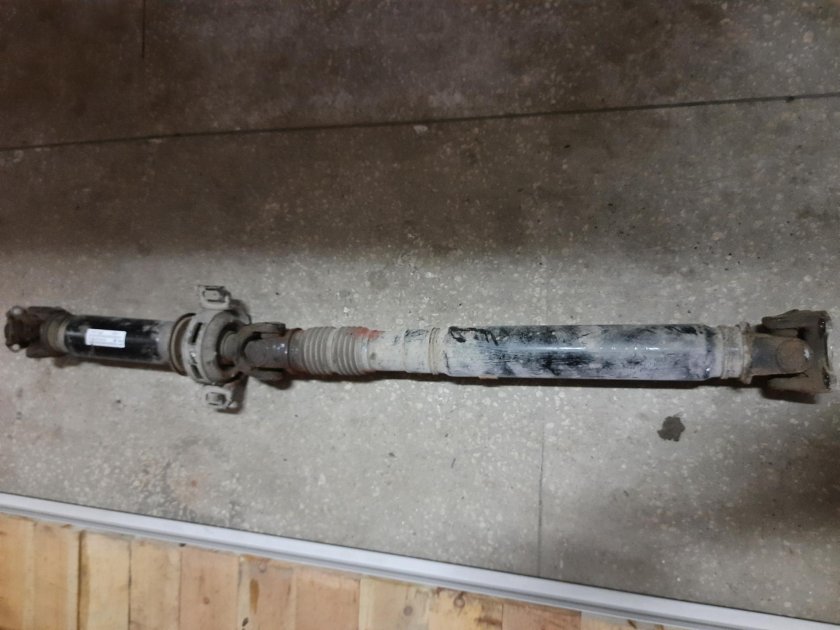 Вал карданный задний