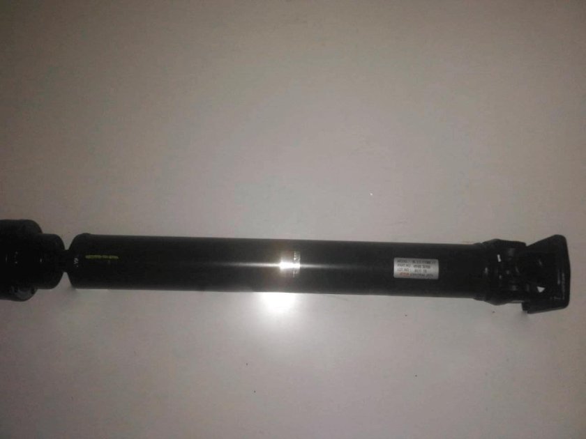 Карданный вал передний