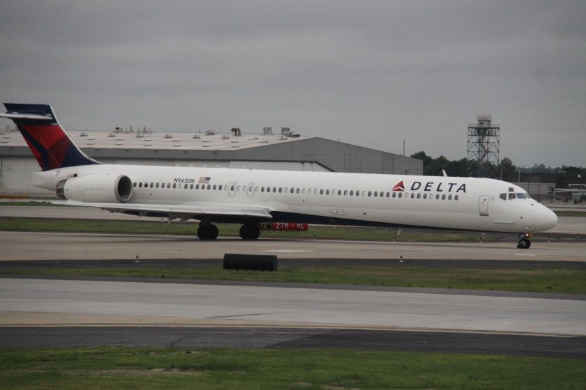 Самолет Смартавиа