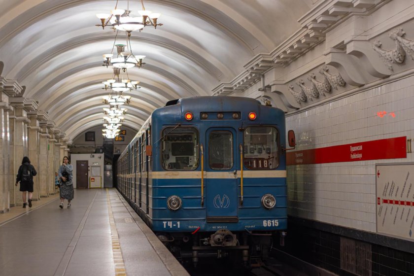 Метро вагоны