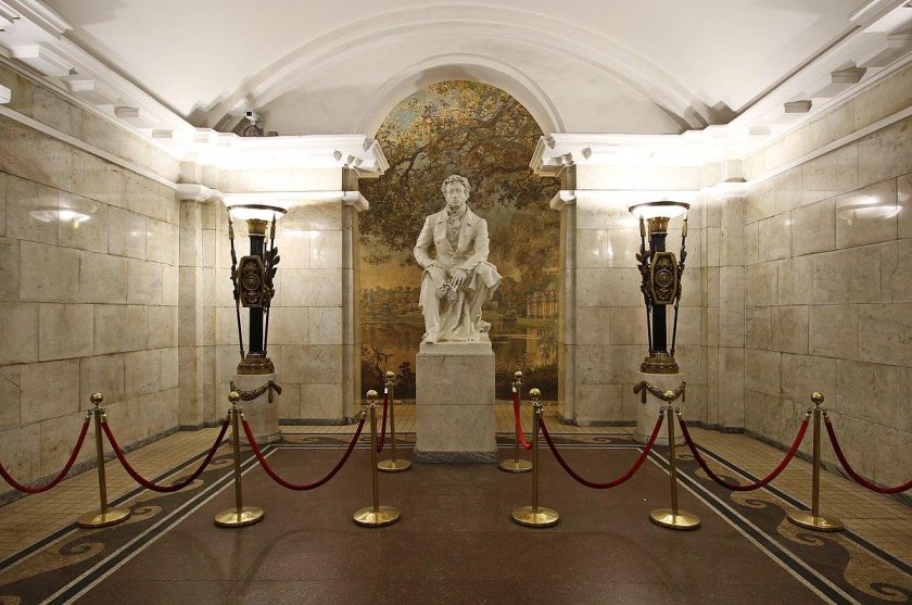 Пушкинская станция метро санкт петербург