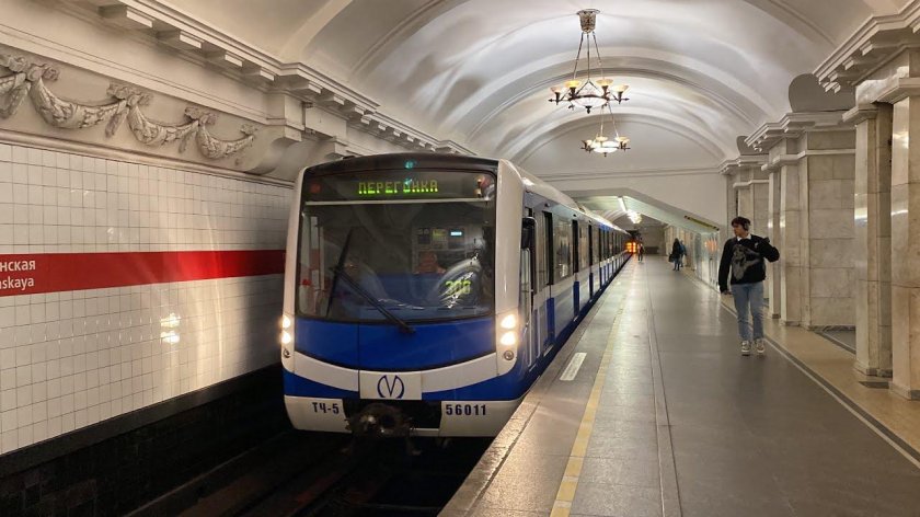 81-556 Нева вагон