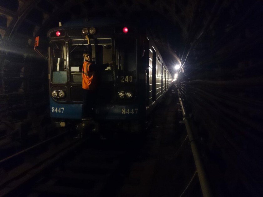 Тоннель метро