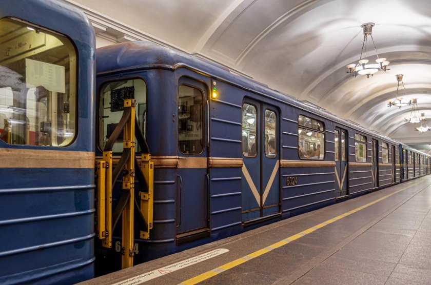 Метро Пушкинская Санкт-Петербург