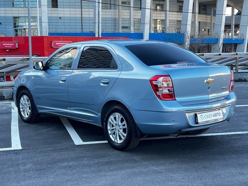 Шевроле кобальт 3