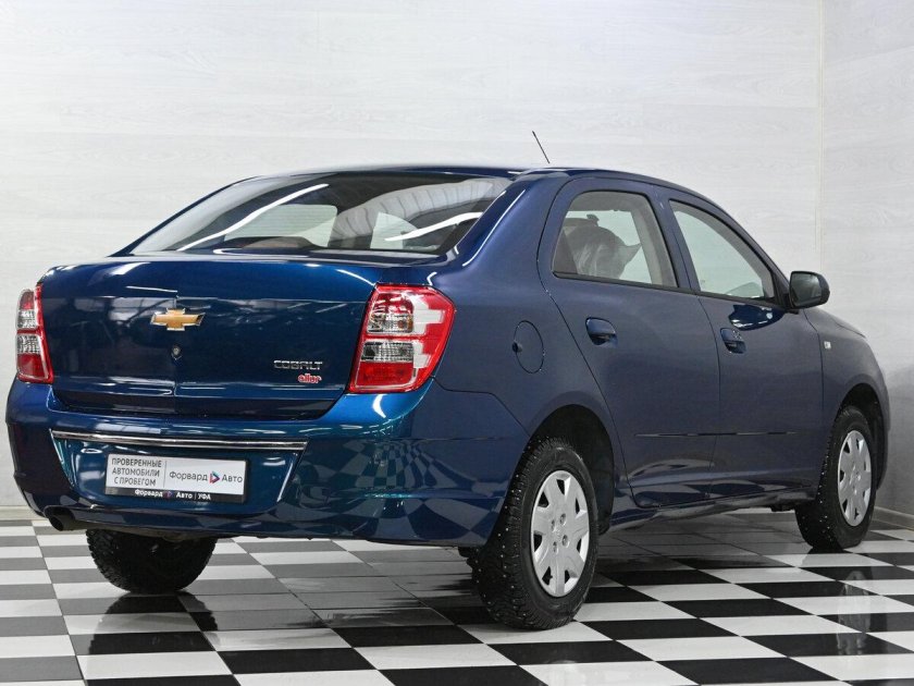 Шевроле кобальт 2023