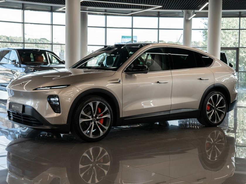 Автомобиль во