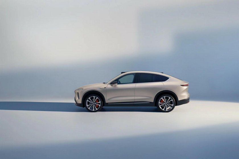 Автомобиль Nio ec7