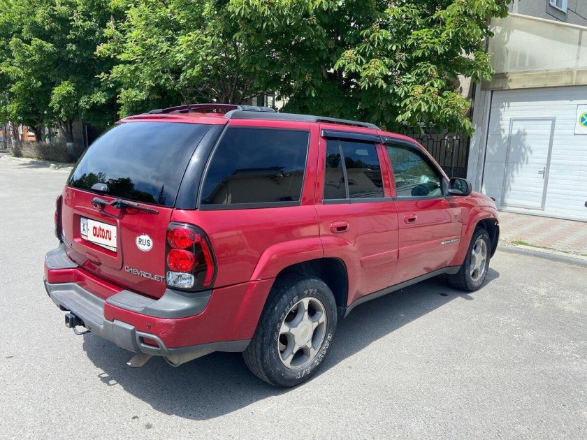 Chevrolet trailblazer 2002 года
