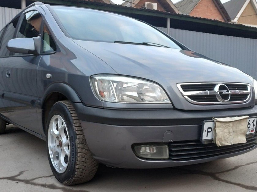 Chevrolet Zafira a 2012-017
