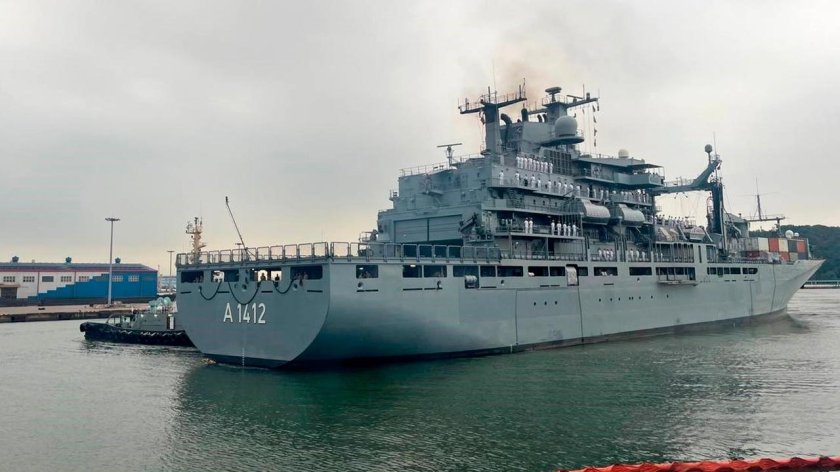 Корабли военные