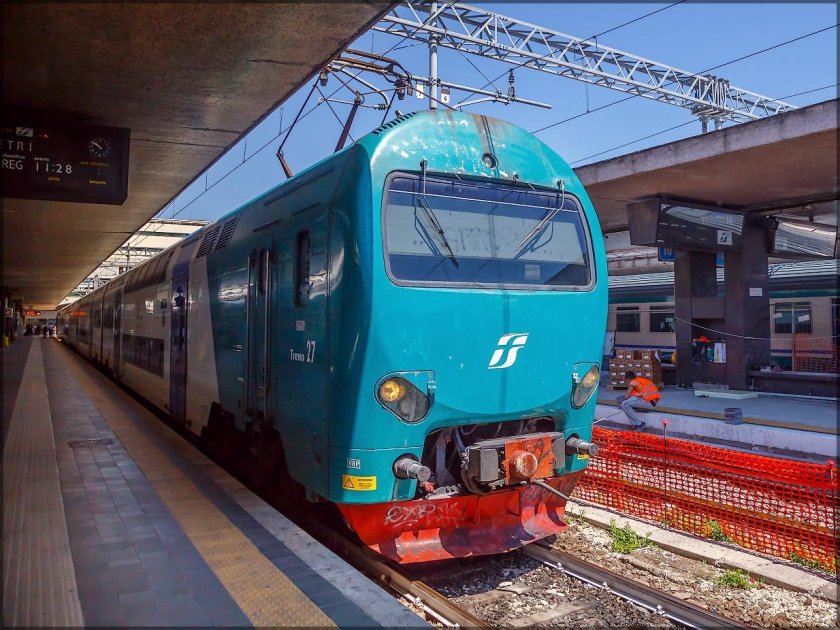 Электровоз e402