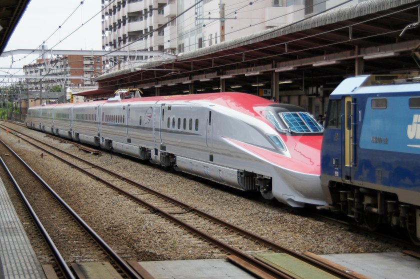 Синкансэн e6