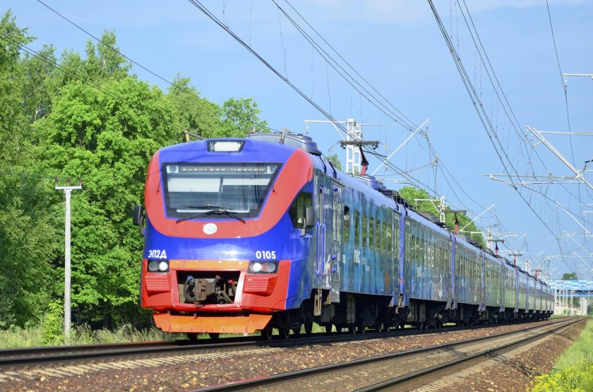 Электропоезд эп 2 д