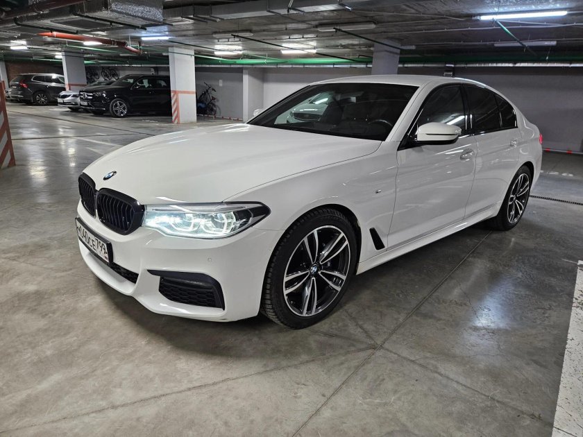 Бмв 530d xdrive 2020