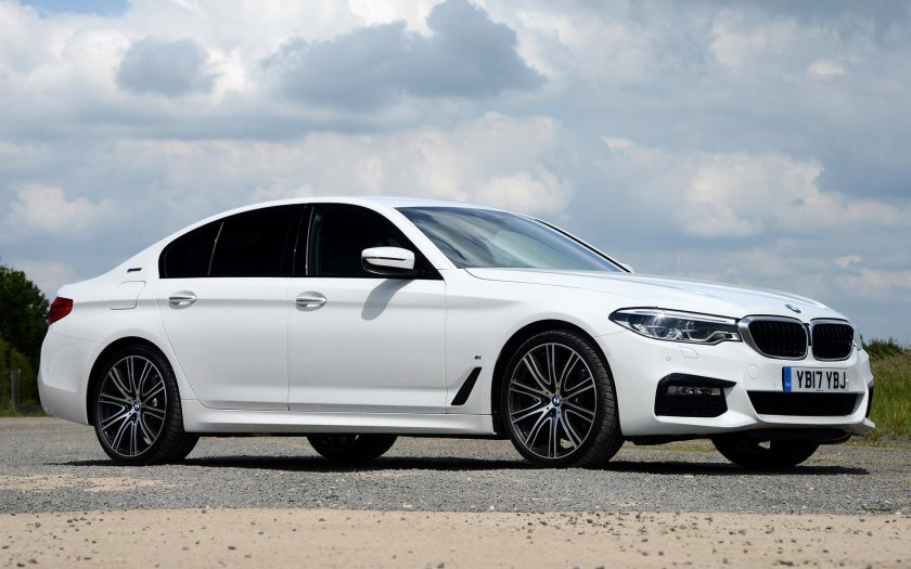 BMW m5 g30 белая