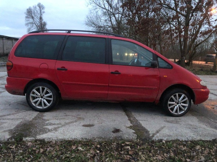 Volkswagen sharan 1