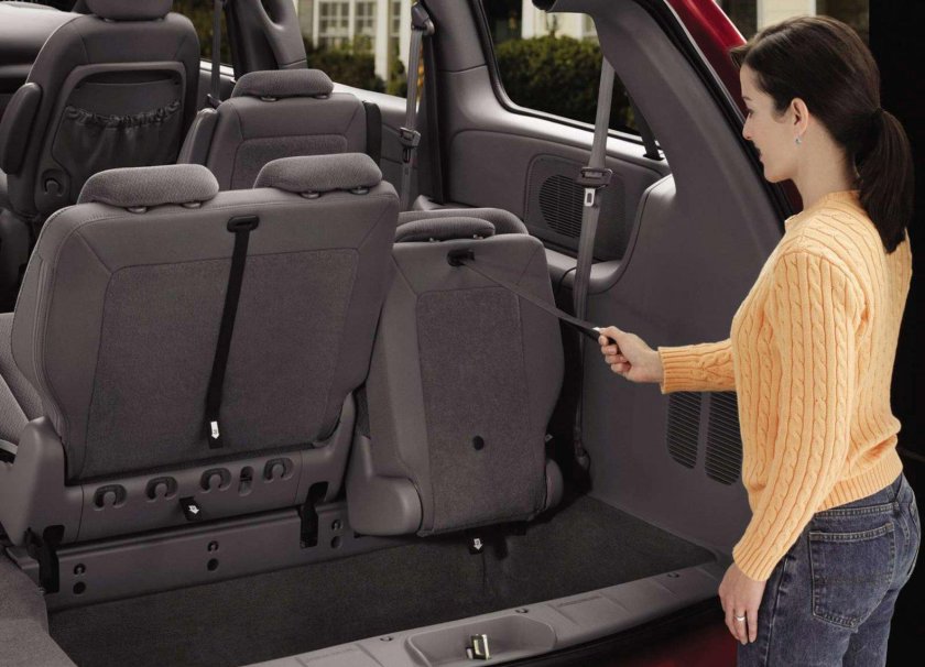 Додж 7 местный Караван