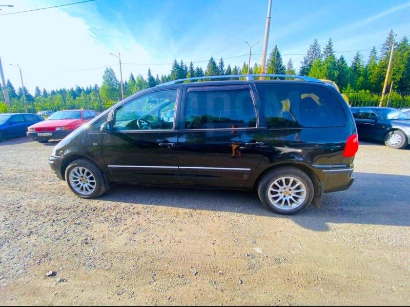Volkswagen sharan i рестайлинг 2