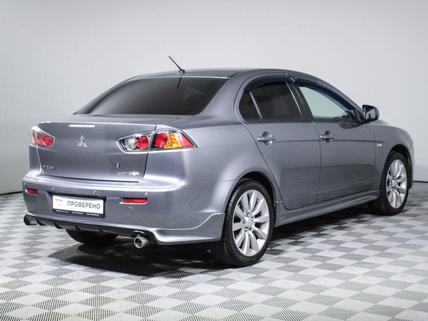 Mitsubishi lancer 2013
