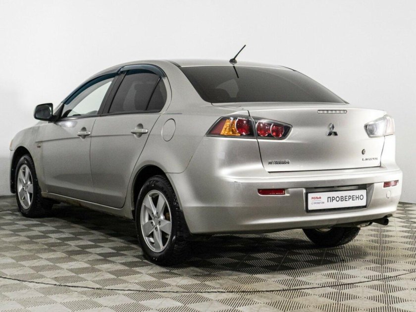 Митсубиси лансер x