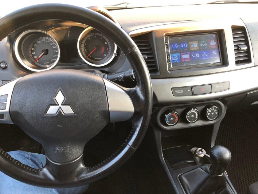 Комплектация intense Lancer 10