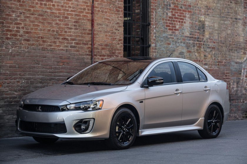 Mitsubishi Lancer 10 2017