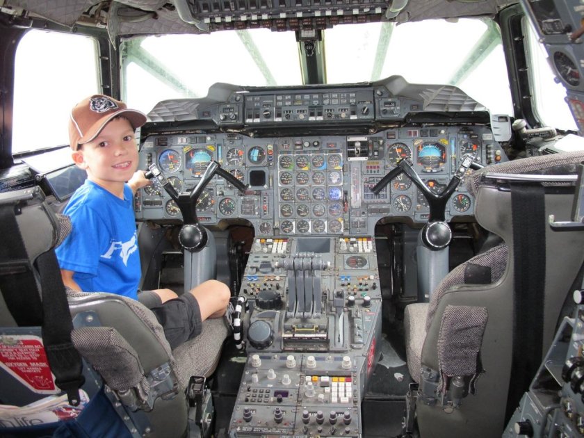 Конкорд кабина пилота