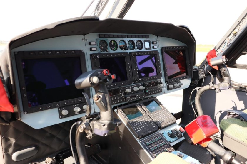 Кабина вертолета ка-62