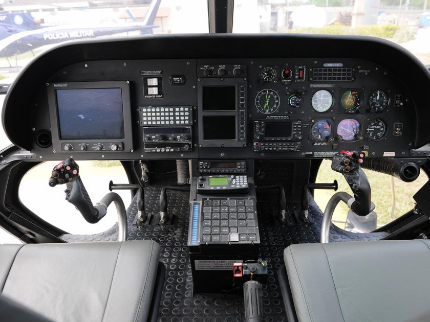 Eurocopter ec130 кабина