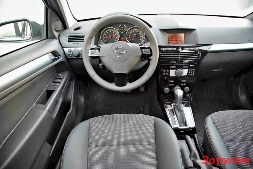 Опель Астра h седан салон