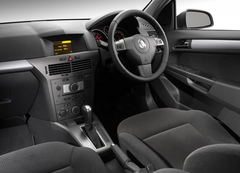 Opel Astra h 2005 салон
