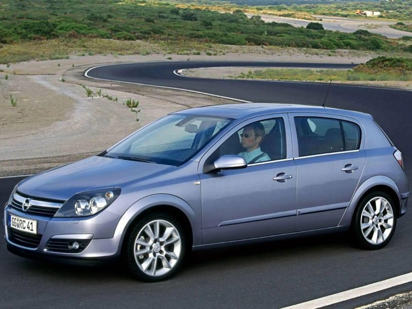 Opel Astra h 2004