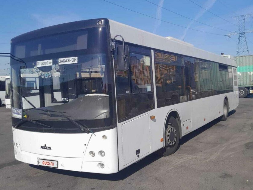 Автобус маз