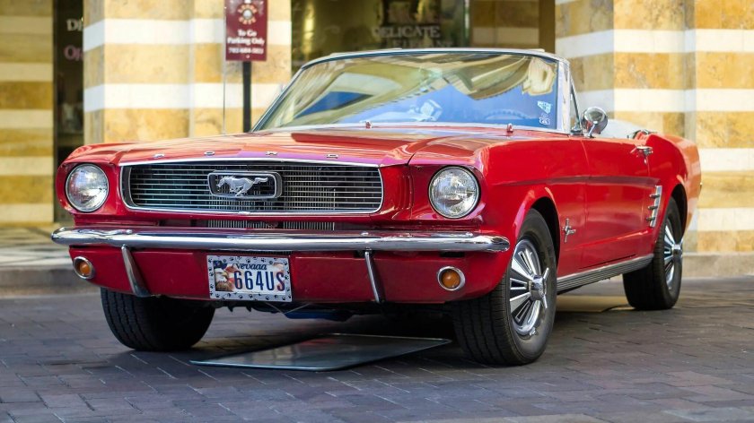 Форд Мустанг 1 поколения
