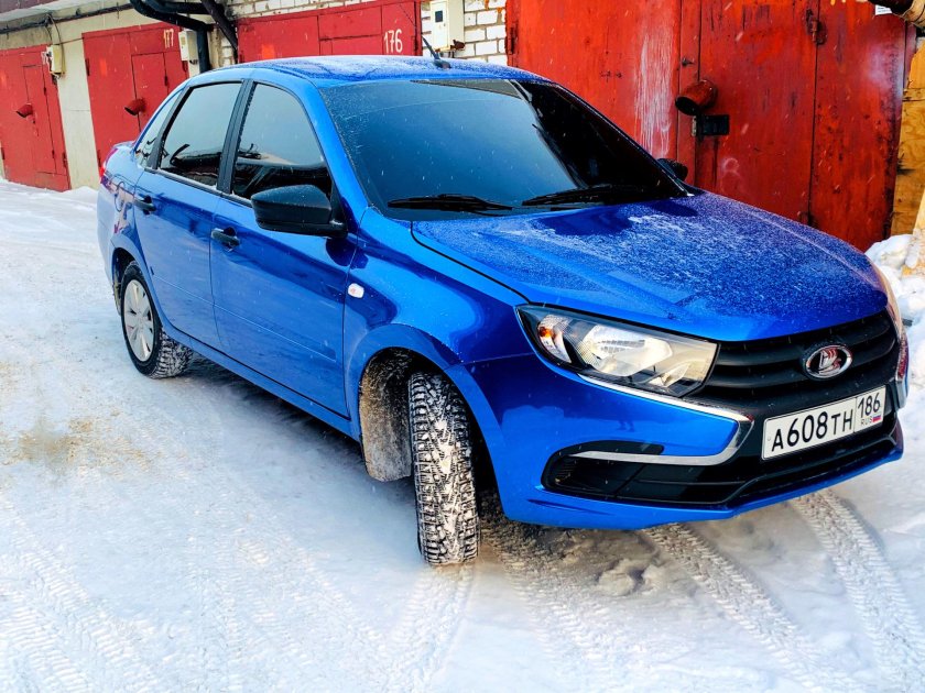 Лада Гранта фл синяя