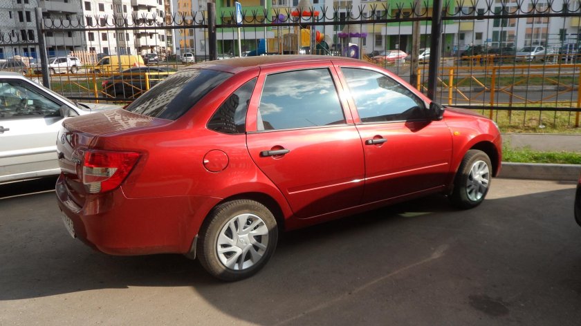 Лада гранта 2013 красная