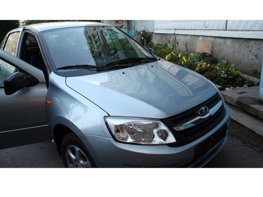 Лада Гранта цвет кузова 2012-2013