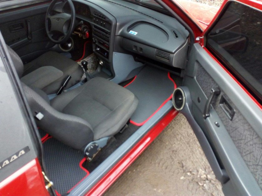 Салон ВАЗ 2113 спорт